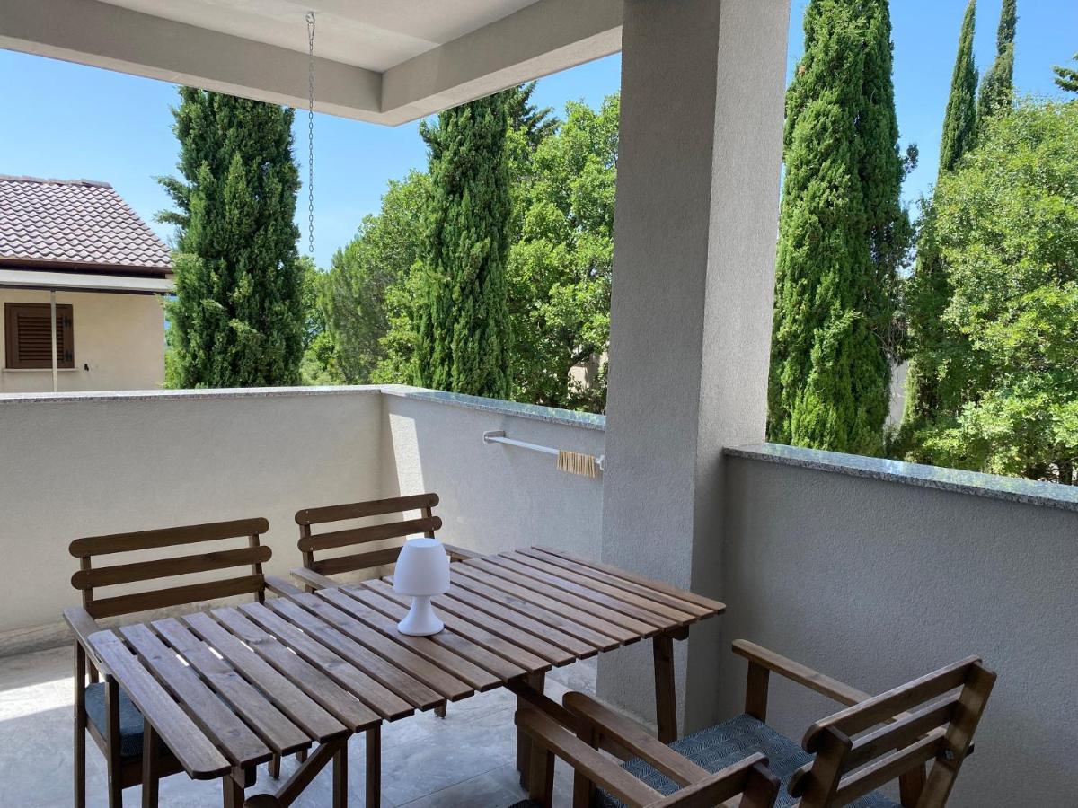 M Plus Residence Pinezići Exteriér fotografie
