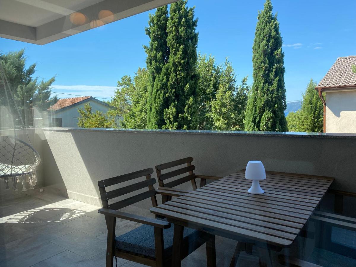 M Plus Residence Pinezići Exteriér fotografie